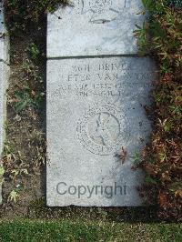 Boulogne Eastern Cemetery - Van Wyk, Pieter